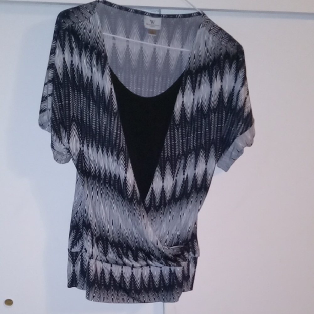 Vince Camuto Black and White Geometric Blouse